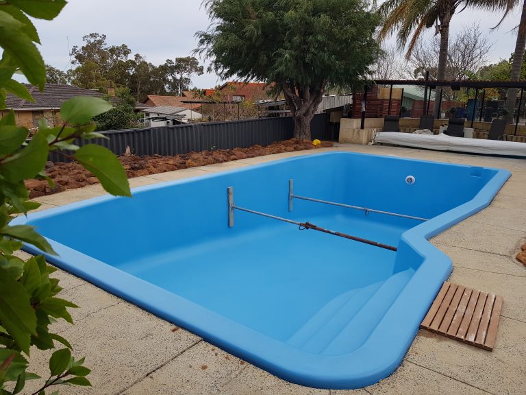 fibreglass pool resurfacing